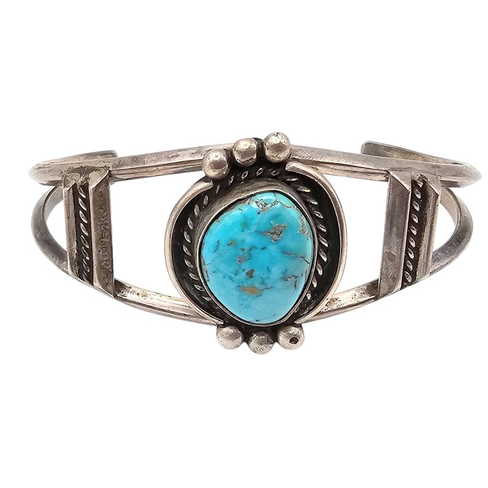 Lot 280: Navajo Turquoise Sterling Silver Cuff Bracelet