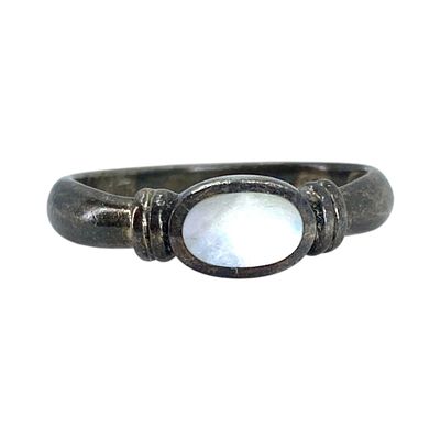 Signed Sterling Mother of Pearl Vintage Ring 2.2g sz 7.5 Engraved LCF 925