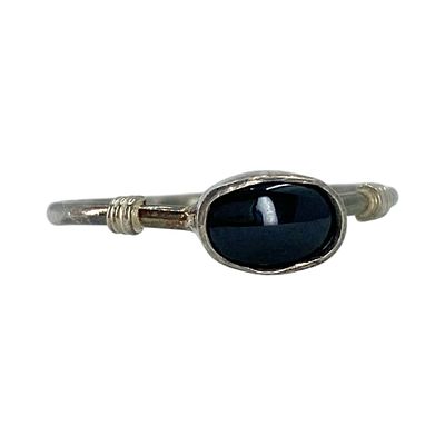 Sterling Black Onyx Dainty Ring 1g sz 5 Engraved 925