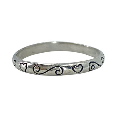 Sterling Engraved Swirl Heart Ring 1.3g sz 7.5 Engraved 925