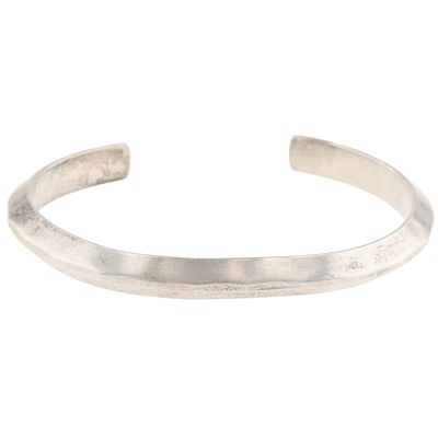 Vintage Navajo Plain Silver Cuff Bracelet. Vintage Navajo Sterling Plain Silver Cuff Bracelet 24g