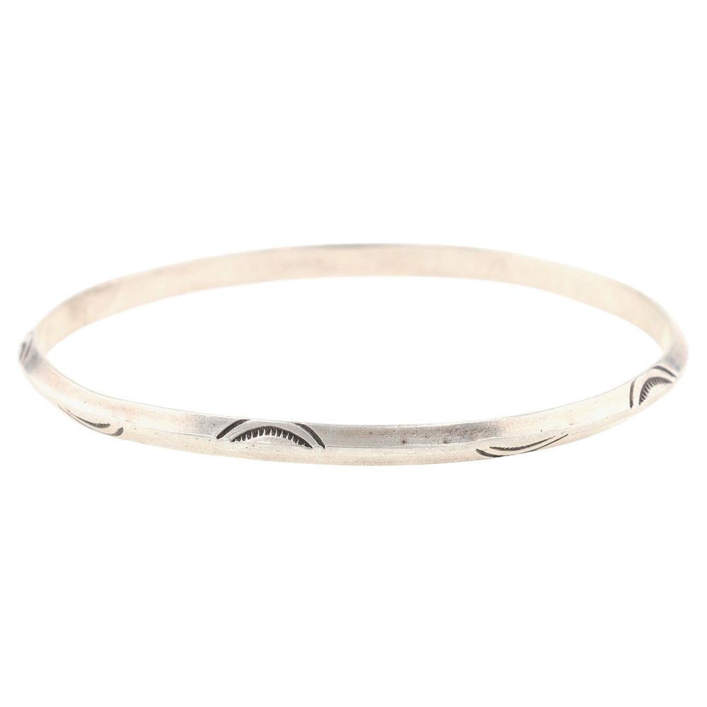 Lot 382: Richardson's Trading Post Vintage Navajo Plain Silver Stampwork Bangle Bracelet