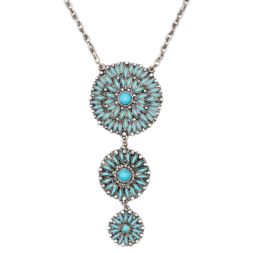 Lot 423: Vintage Southwestern Inspired Silvertone Faux Turquoise Lariat Necklace