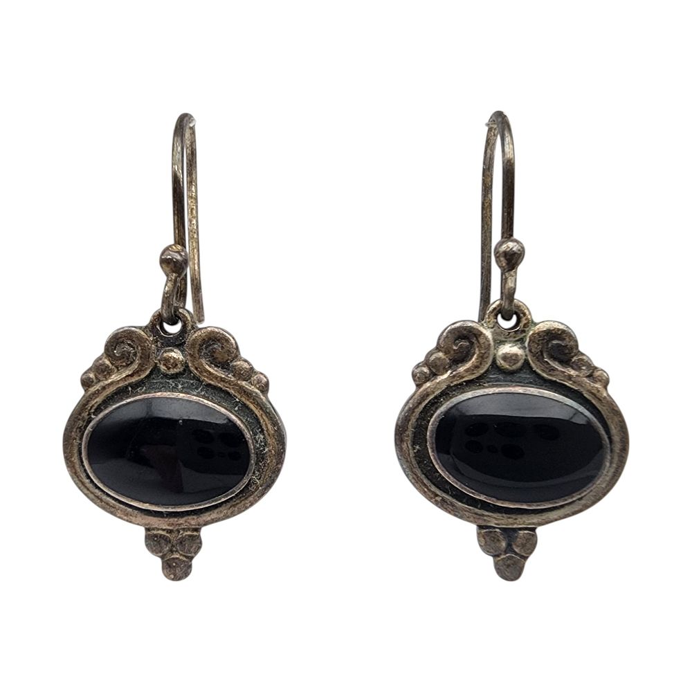 Lot 562: Amparo Mexico Sterling Onyx Dangle Earrings