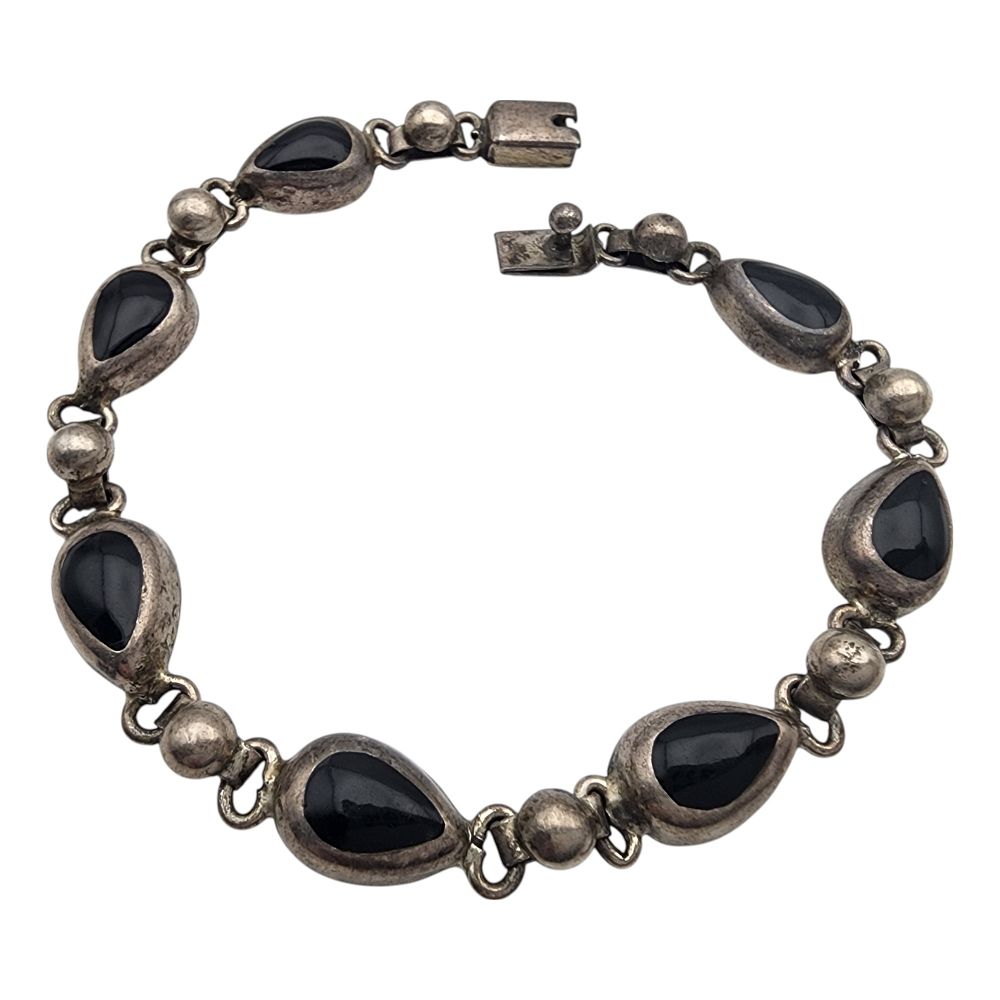 Lot 566: Mexico Sterling Onyx Link Bracelet