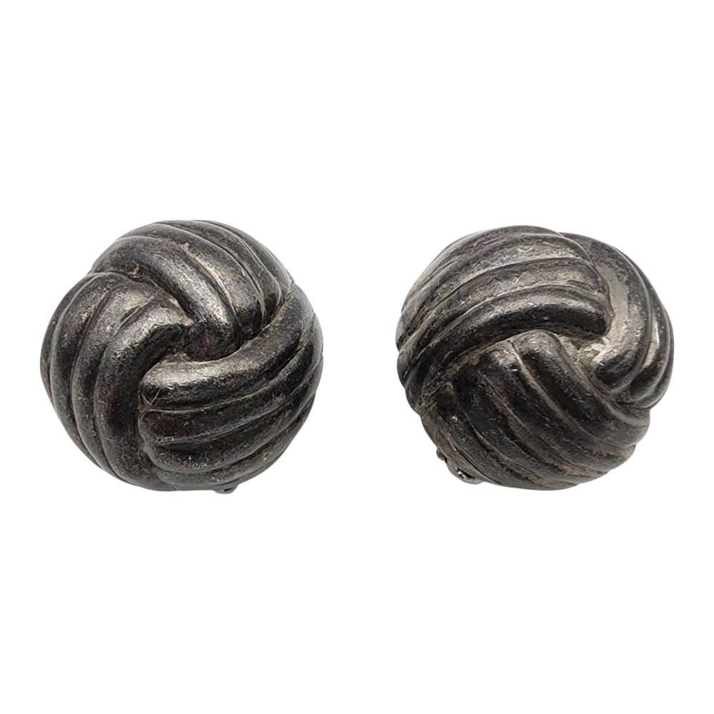 Lot 571: Vintage Taxco Mexico Sterling Weave Dome Earrings