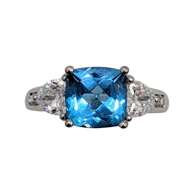 Signed Sterling Silver Blue White Topaz Ring. Signed Sterling Silver, Blue and White Topaz Ring. 