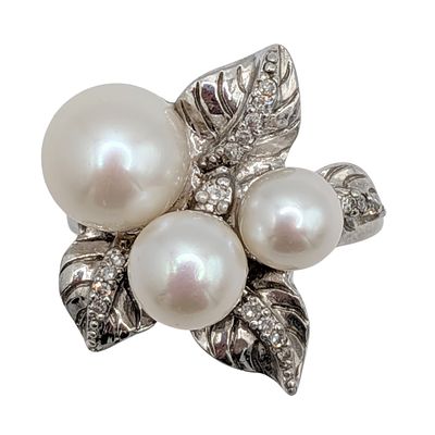 Signed Sterling Silver Diamond Pearl Leaf Cluster Ring. Signed Sterling Silver, Diamond, Pearl 