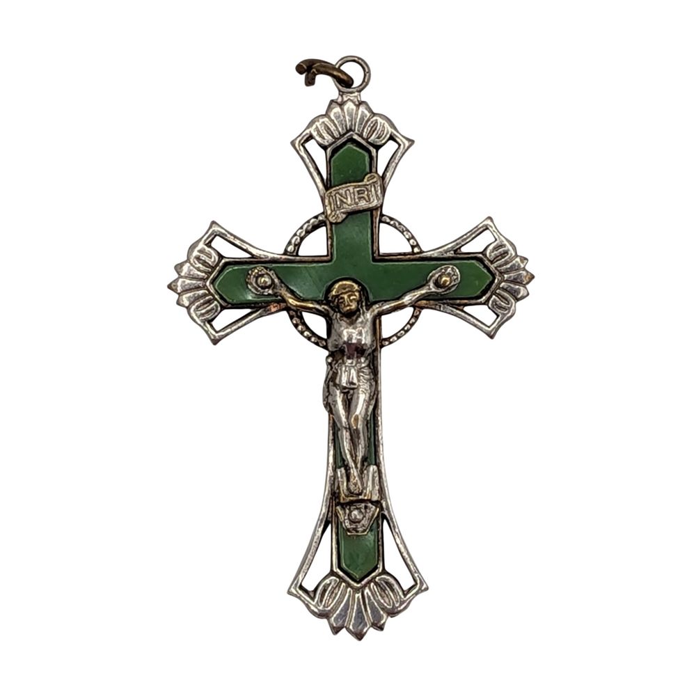 Lot 167: Vintage Sterling Silver Green Lucite Inlay Cross Pendant