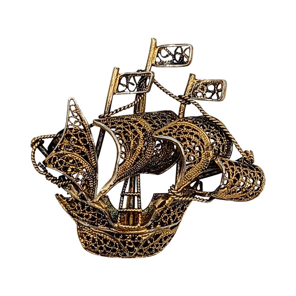 Lot 191: Portuguese Vintage Gold Over Sterling Silver Filigree Ship Brooch
