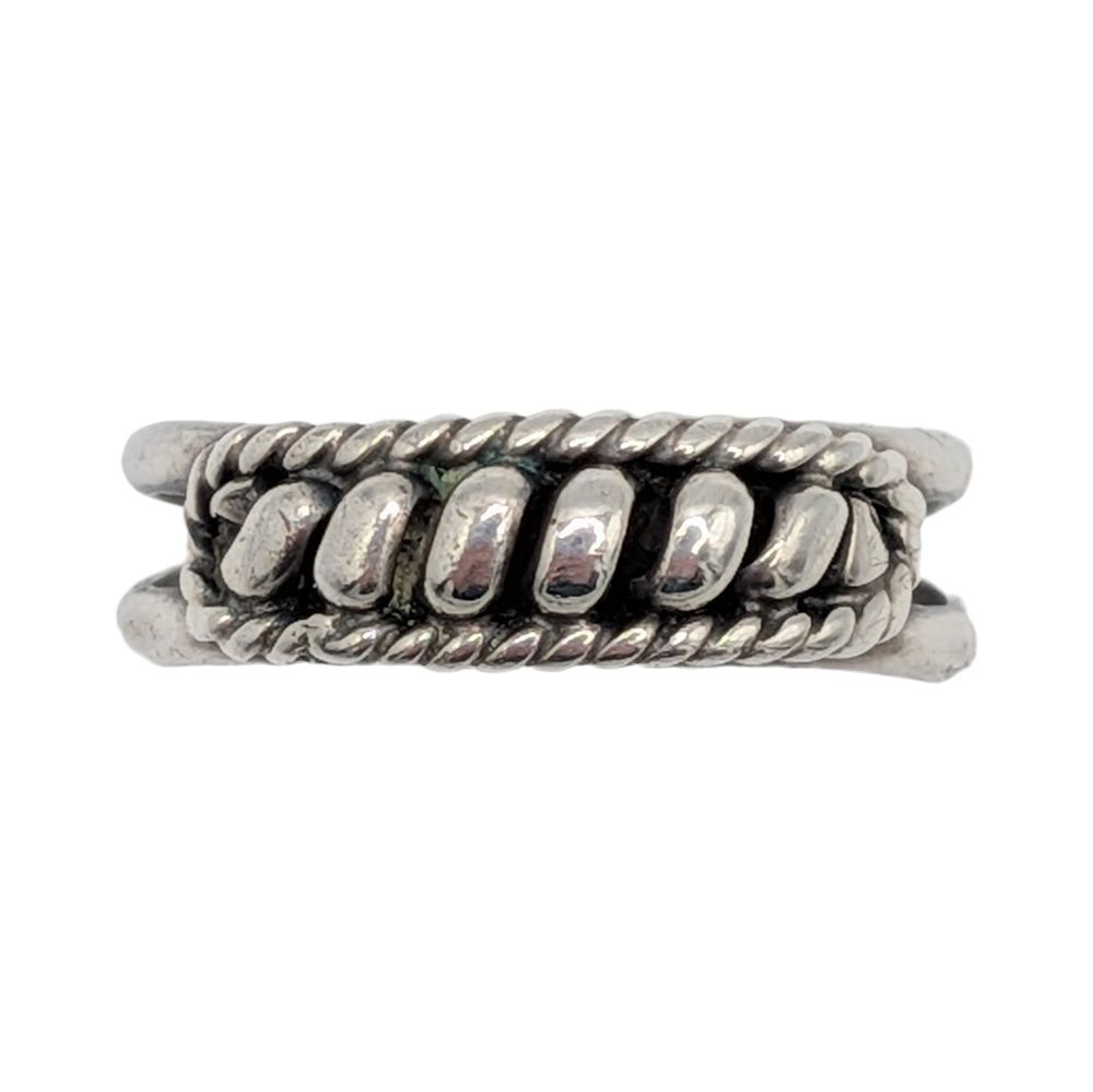 Lot 316: Sterling Silver Twisted Rope Band Ring