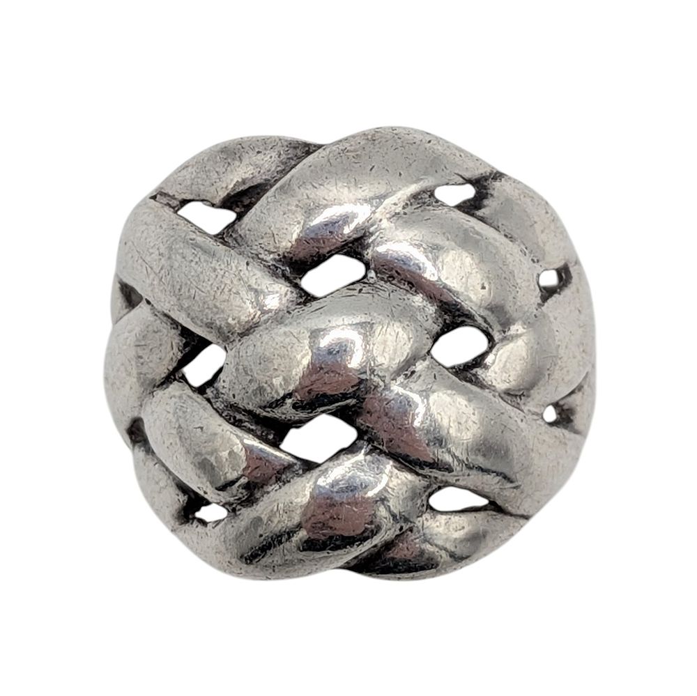 Lot 367: Sterling Silver Basket Weave Ring
