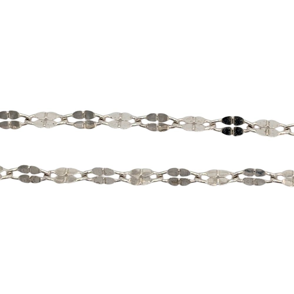 Lot 372: Signed Italian Sterling Silver Twisted Clover Link Chain Bracelet