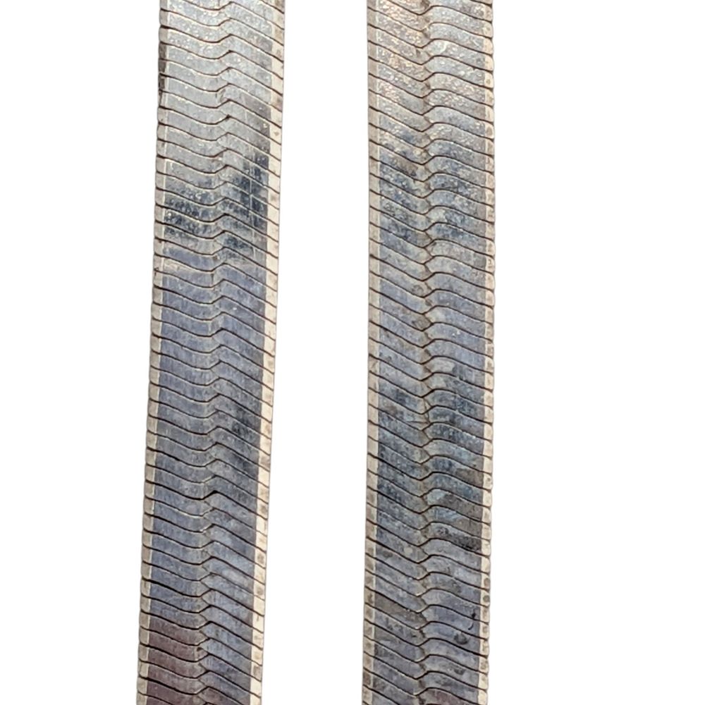 Lot 388: Italian Sterling Silver Herringbone Chain Necklace