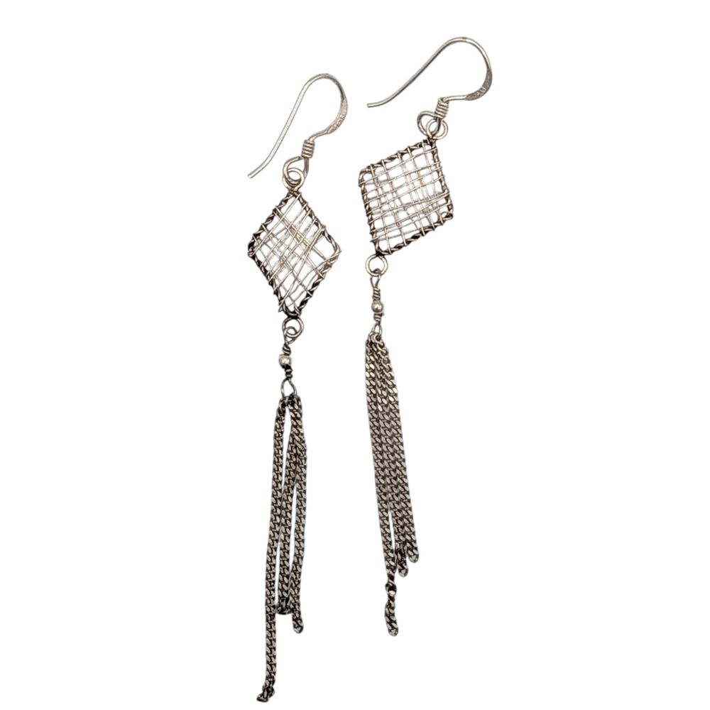 Lot 406: Sterling Silver Woven Chain Drop Dangle Earrings