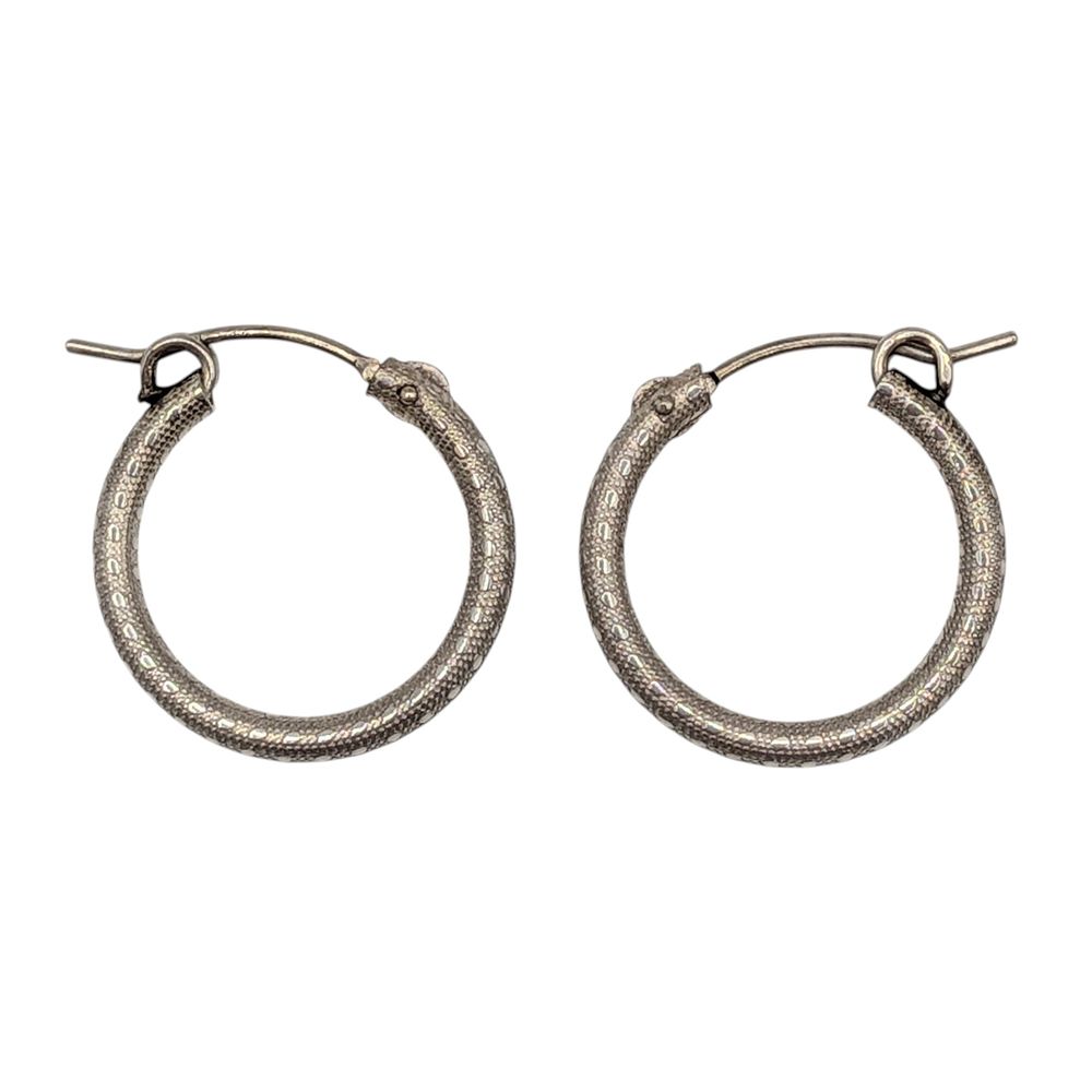 Lot 411: Sterling Silver Machine Cut Pattern Hollow Hoop Earrings