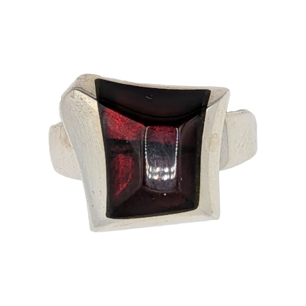 Lot 507: New Polish Sterling Silver Amber Geometric Inlay Ring