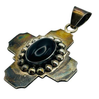 TC-UT Taxco Sterling Garnet Cross Pendant. TC-UT Taxco Sterling garnet cross pendant. 19.50g