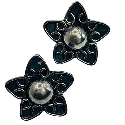 TU-121 Taxco Sterling Star Stud Earrings. TU-121 Taxco Sterling Star stud earrings. 9.80g