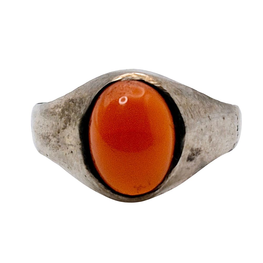 Lot 151: Sterling Carnelian Oval Solitaire Ring Size 3