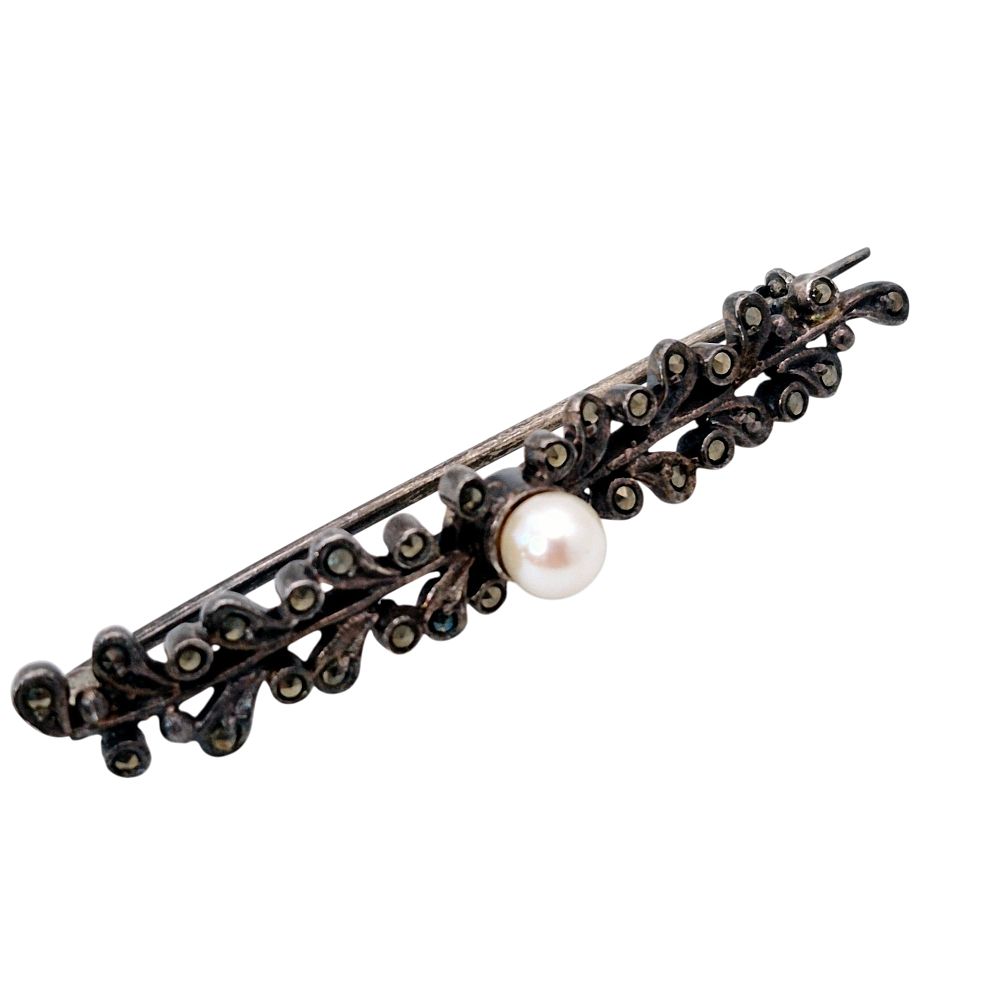 Lot 164: Sterling Pearl Marcasite Bar Brooch