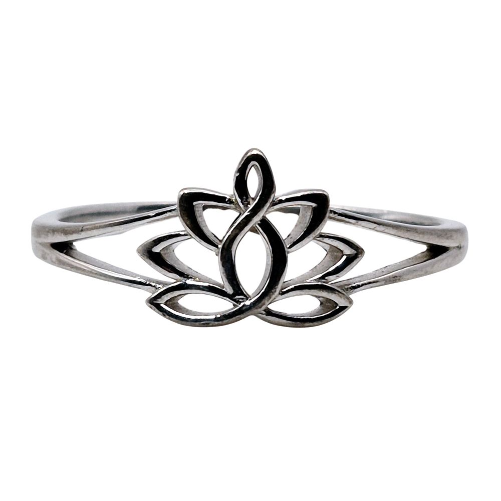 Lot 181: Sterling Lotus Flower Ring Size 10