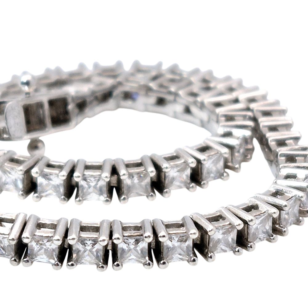Lot 198: SG Sterling Rhinestone Tennis Bracelet