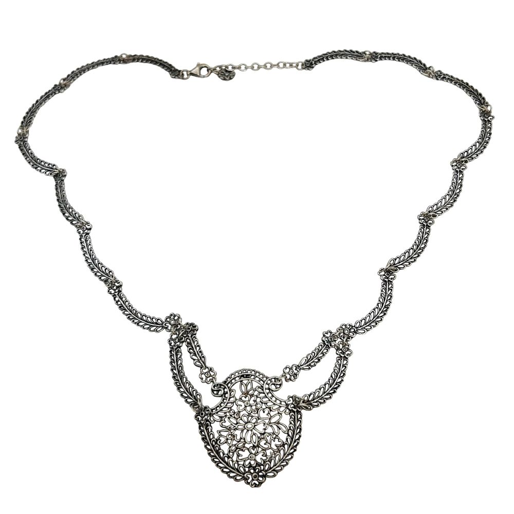 Lot 557: Vintage Sterling Filigree Floral Cut Out Necklace