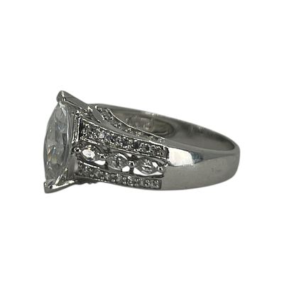 Singed Sterling Marquise Cut Rhinestone Engagement Ring Sz 8 5g. Singed Sterling Marquise Cut 