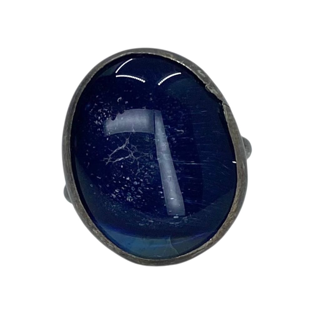 Lot 174: Sterling Oval Dark Blue Glass Ring Sz 7.75 7.2g