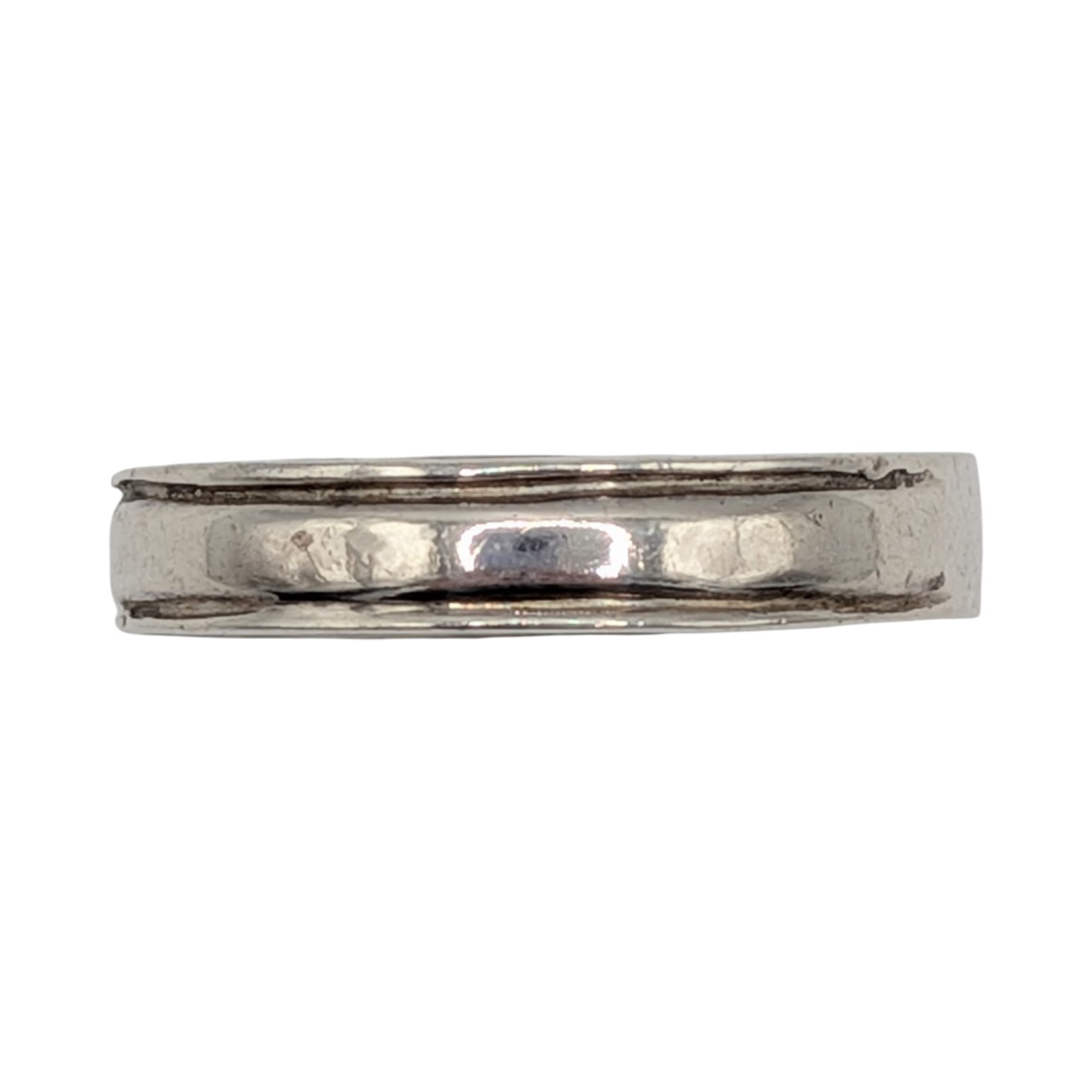 Sterling Silver Lined Engraved Ring Size 10.75