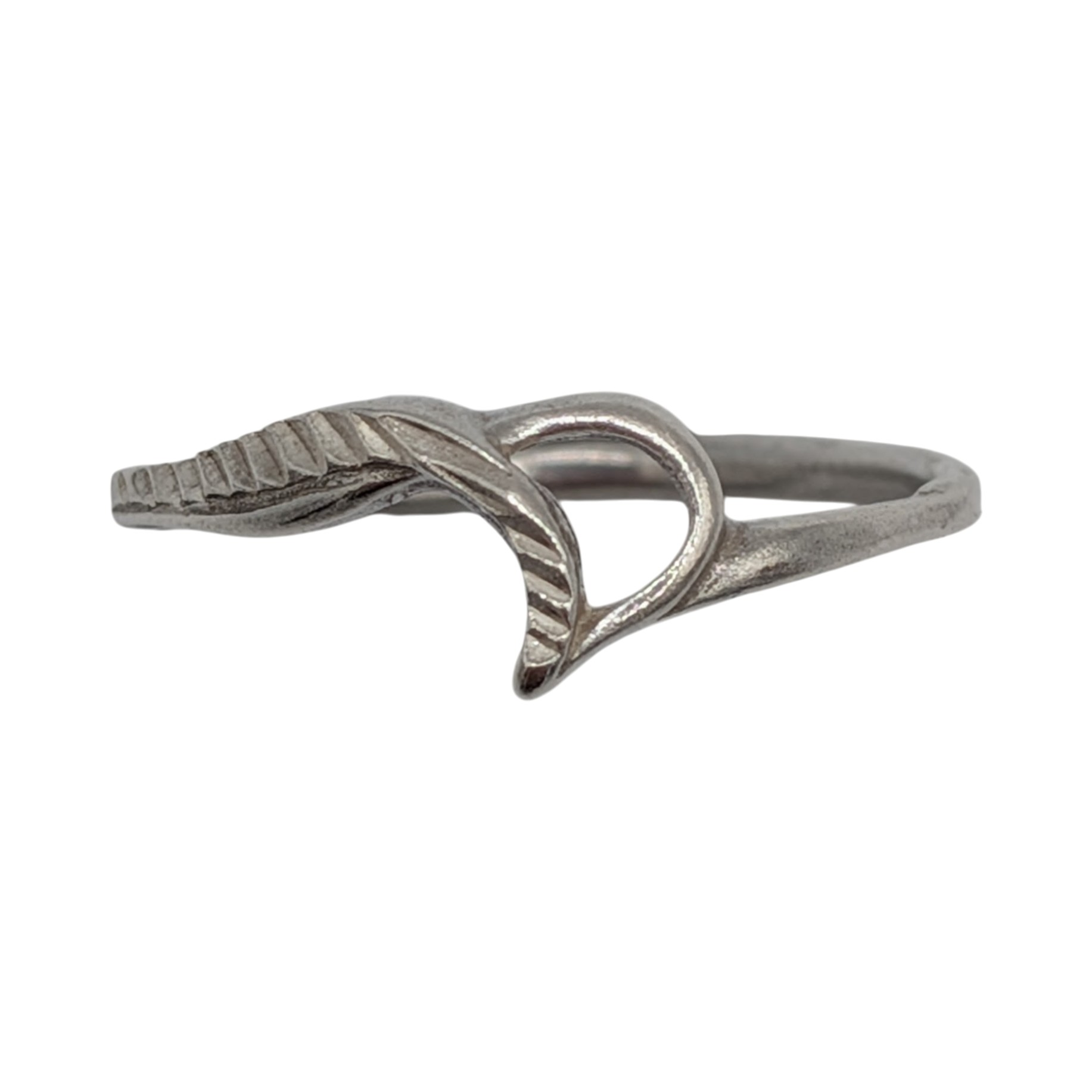 Signed Sterling Silver Textured Swoop Ring Size 7.5