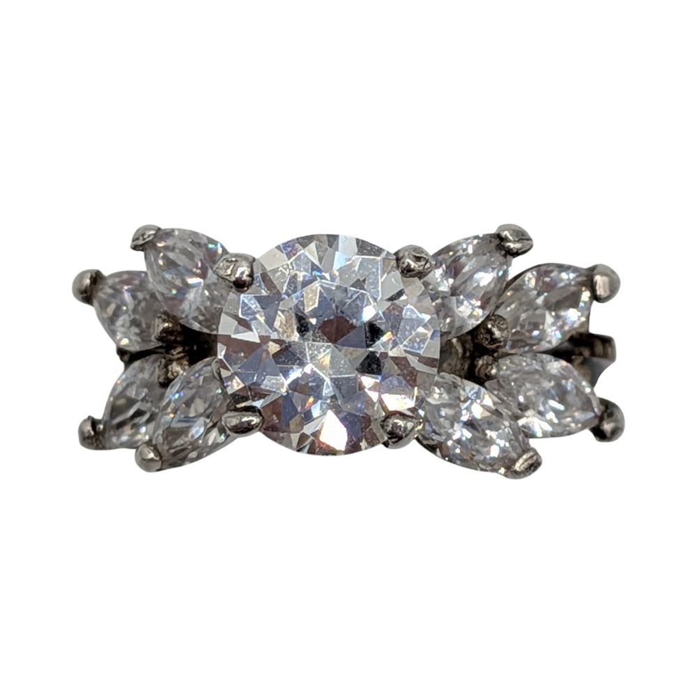 Lot 591: Lind Sterling Silver CZ Marquise Leaf Statement Ring Size 6.75