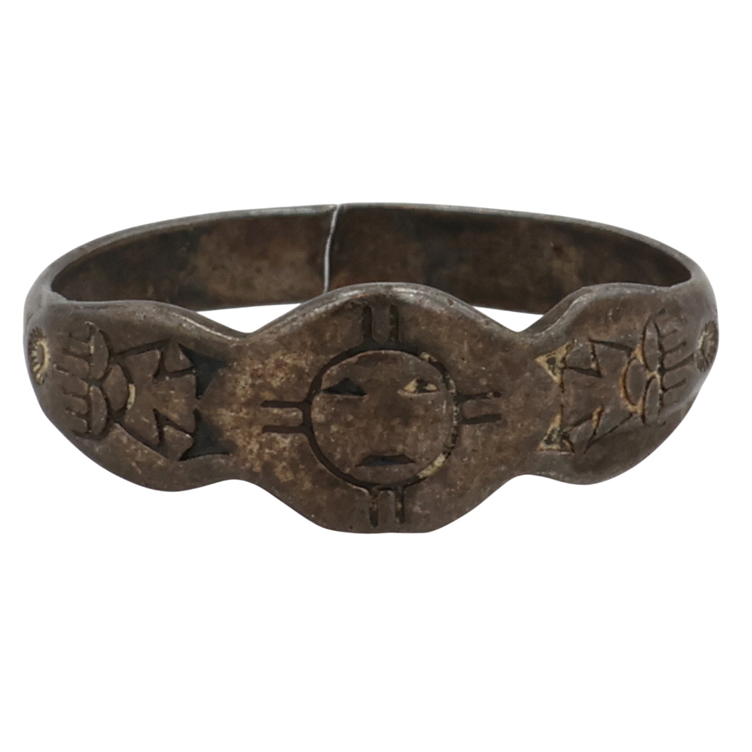 Vintage Navajo Sterling Stamped Ring Sz 4.25