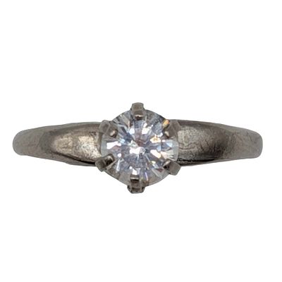 Signed Sterling Silver Rhinestone Classic Solitaire Ring Size 4. Signed Sterling Silver 