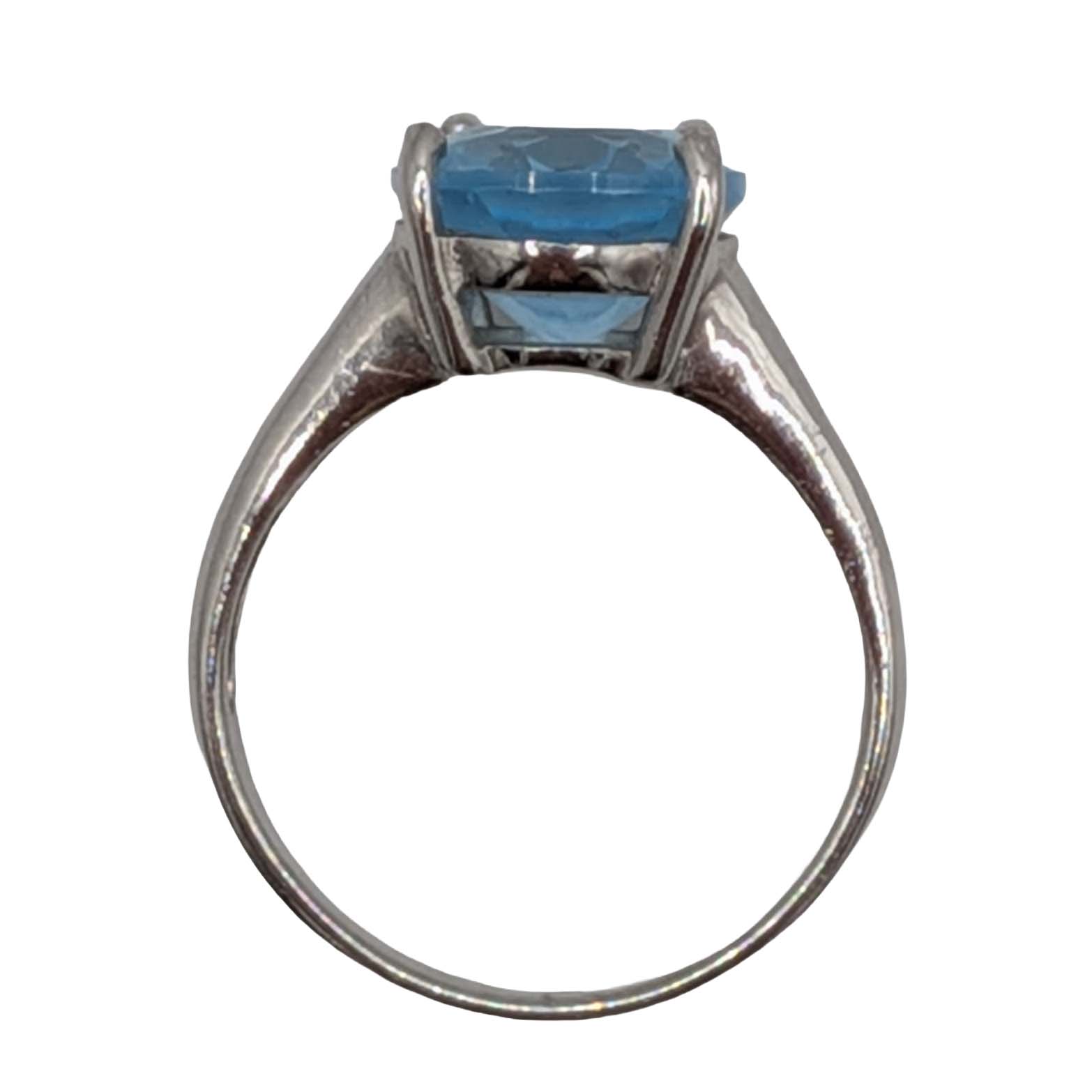 Signed Sterling Silver Blue Topaz Solitaire Ring Size 7.5