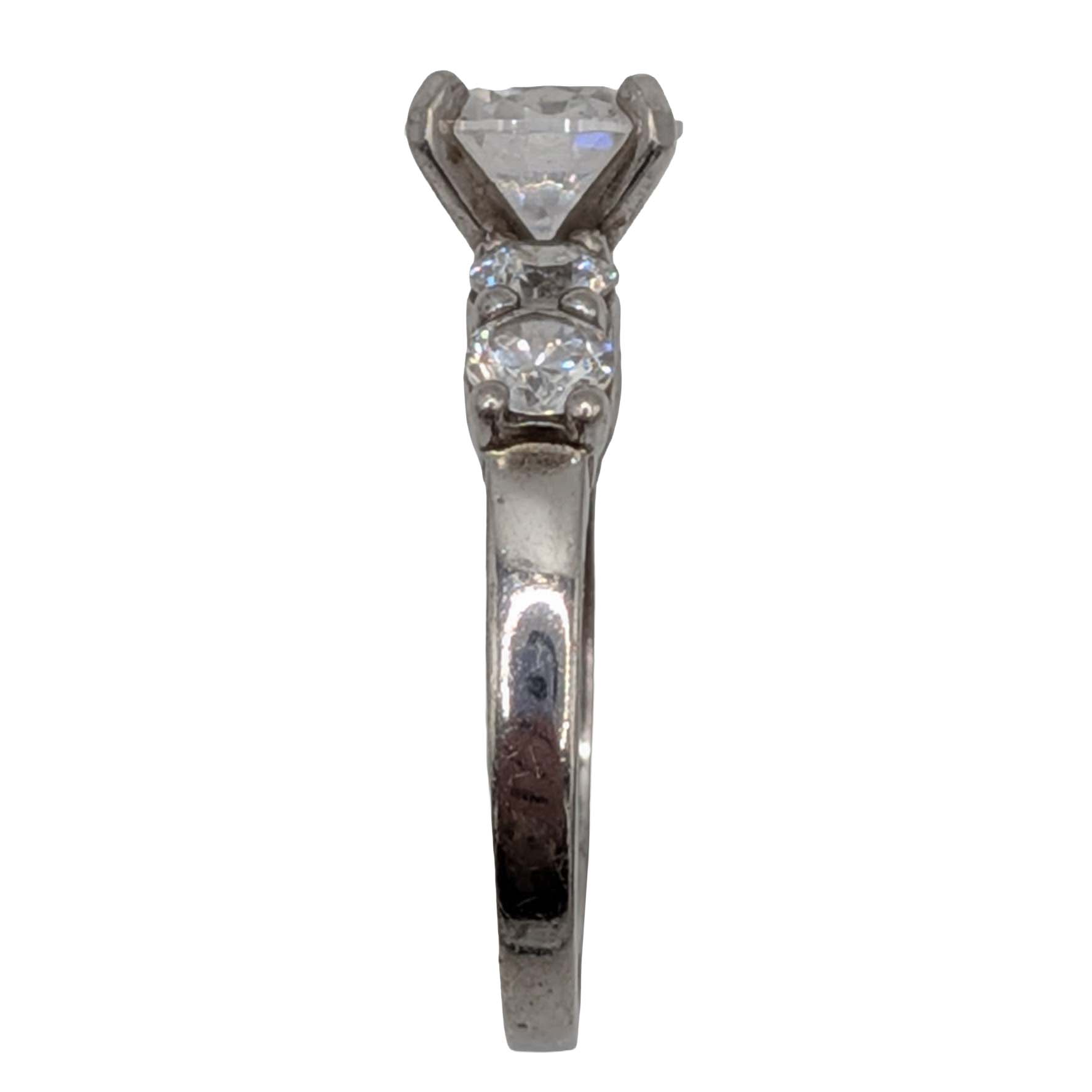 Ross Simons Sterling Silver CZ Round Cut Solitaire Ring Size 8