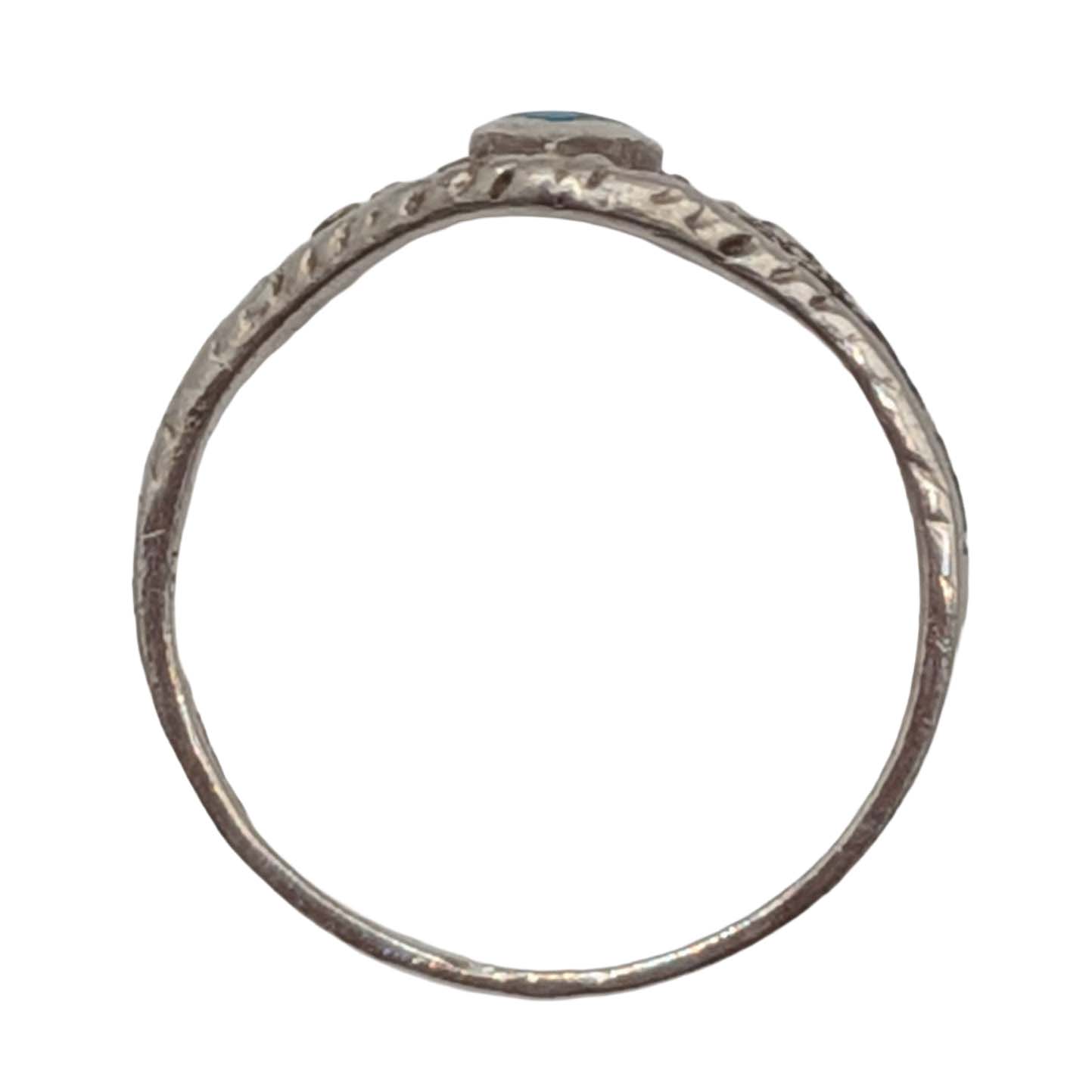 Sterling Silver Turquoise Daisy Ring Size 4.75