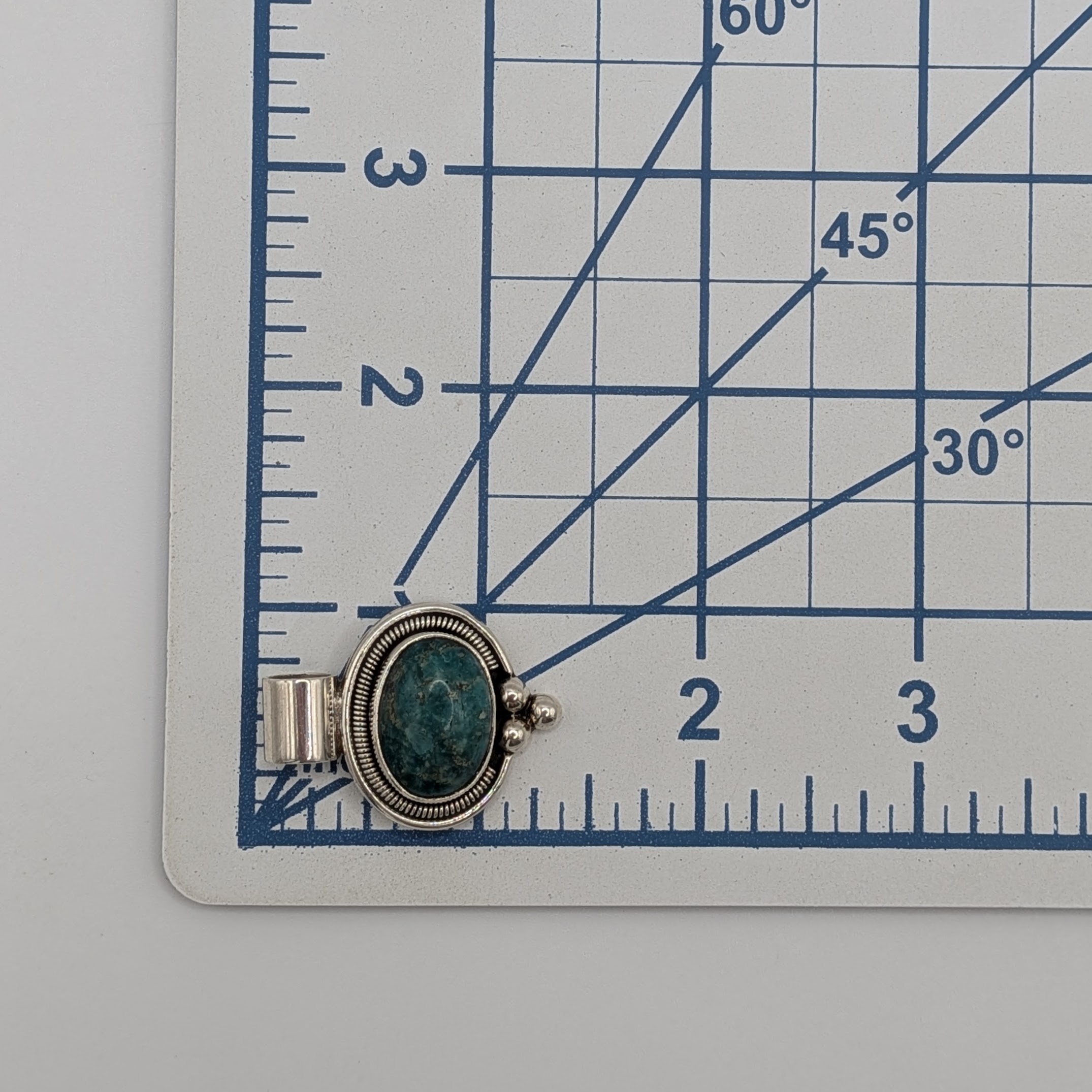 Silverworld Mexico Sterling Silver Green Onyx Oval Slide Pendant