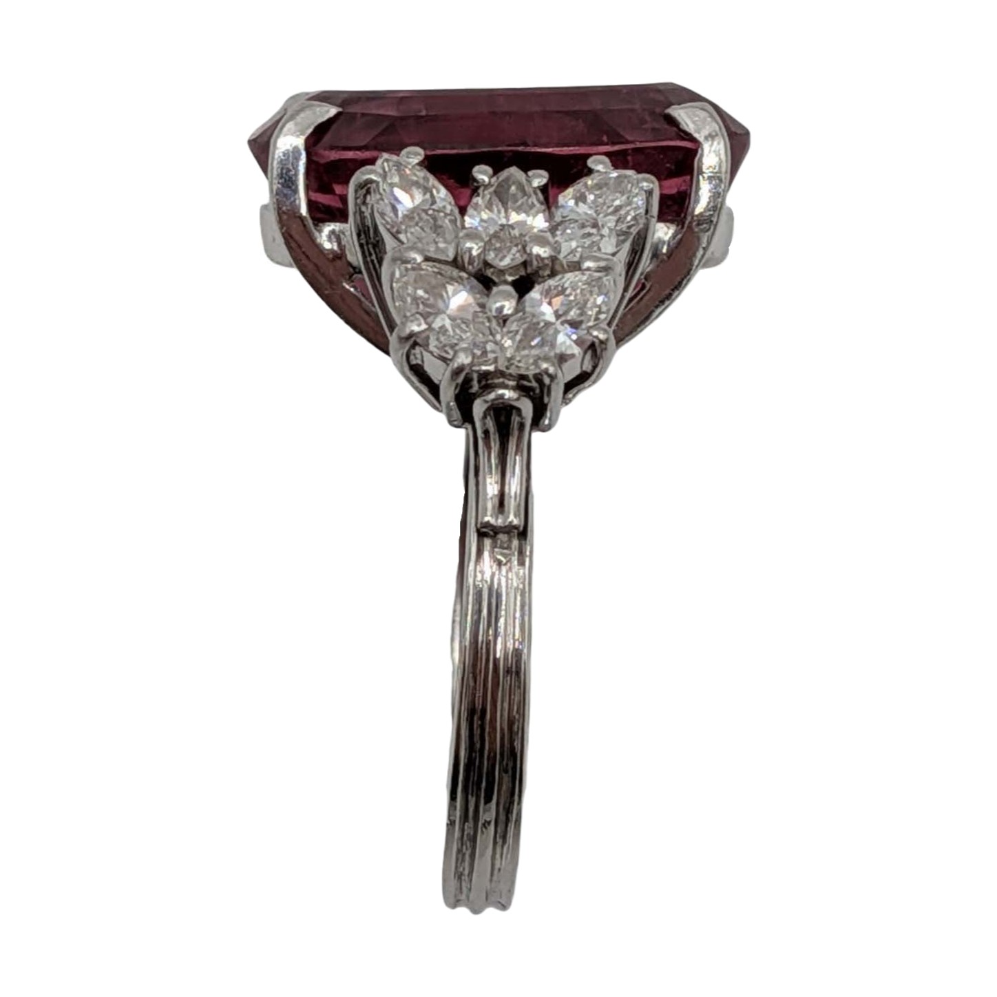18K White Gold Diamond Ruby Oval Cocktail Ring Size 7