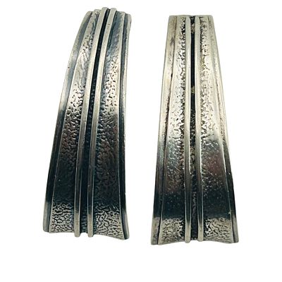 Sterling Curved Modern Earrings. Sterling curved stud earrings. 14.6g