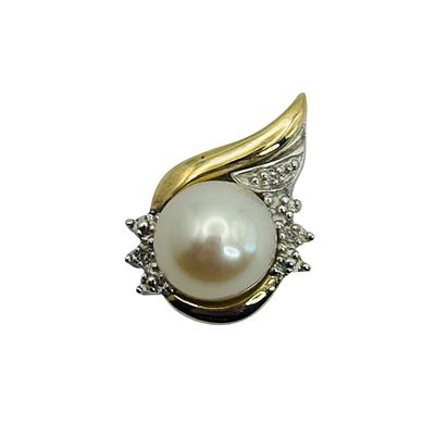 Sterling 10k Pearl Diamond Pendant. Sterling 10k pearl diamond pendant. 2.0g