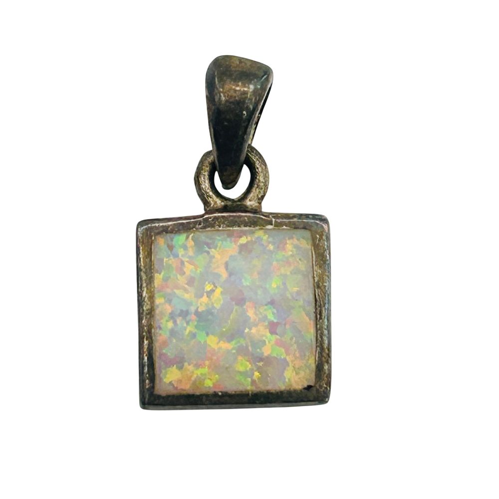 Lot 210: Sterling Opal Pendant