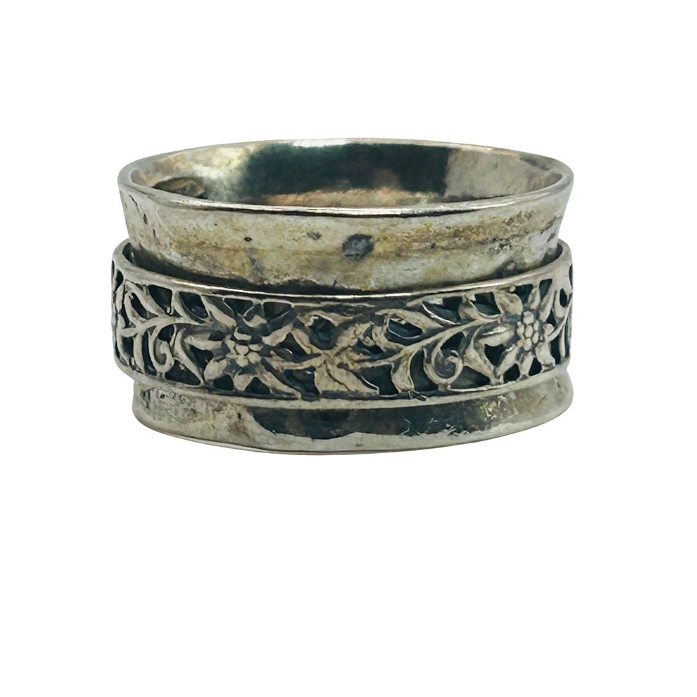 Lot 211: PZ Israel Sterling Spin Ring Size 8