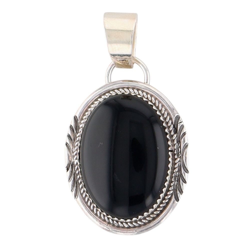 Lot 229: Harrison & Betty Begaye Navajo Sterling Onyx Pendant