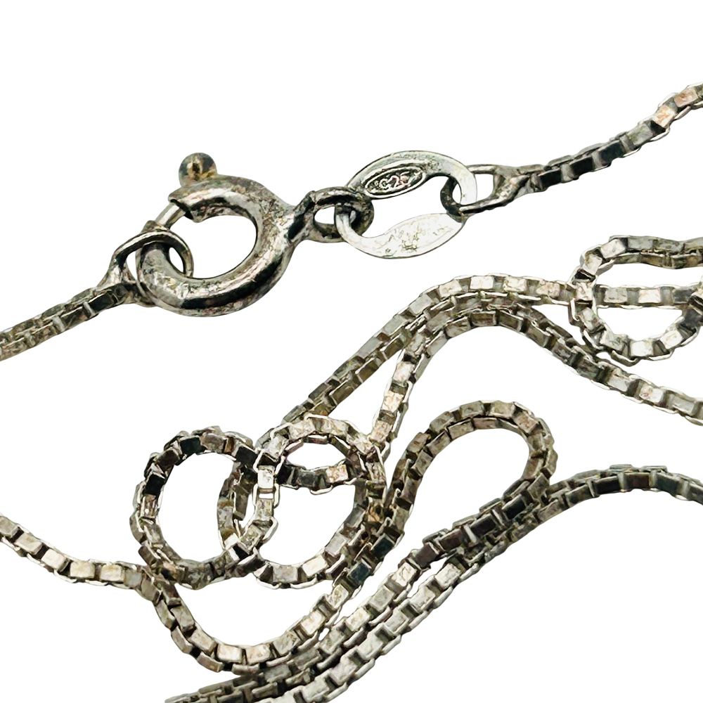 Lot 444: Italy Sterling Box Chain Necklace
