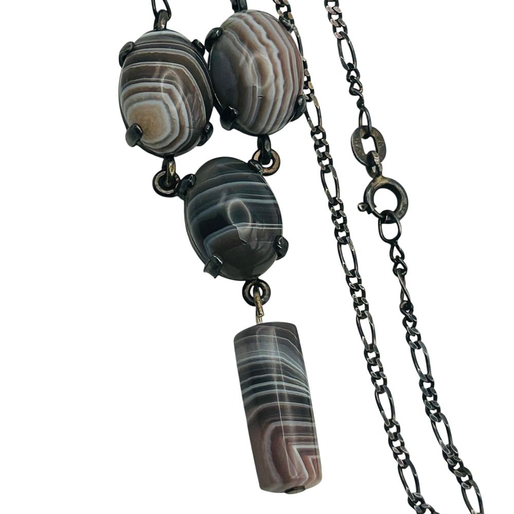 Lot 454: Sterling Banded Agate Figaro Chain Necklace