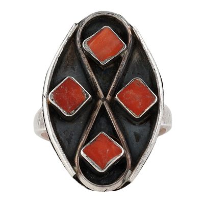 Vintage Zuni Sterling Coral Ring Sz 7 / 4.6g