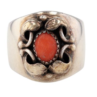 Vintage Navajo Sterling Coral Ring Sz 8 / 9.5g
