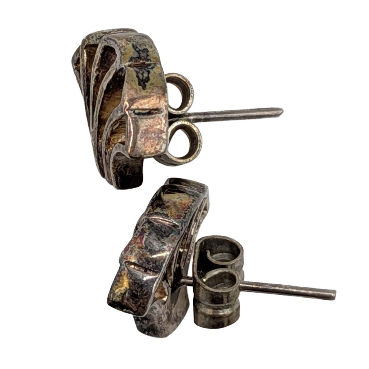 Sterling Silver Clamshell Stud Earrings